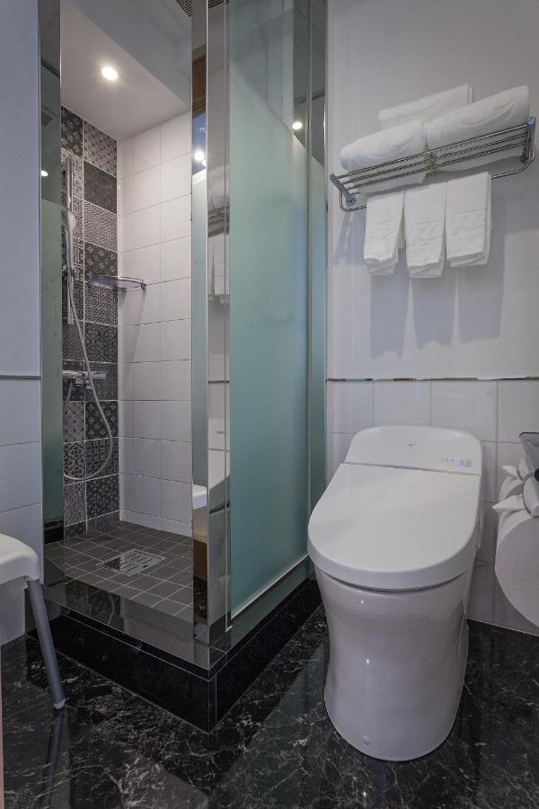 Kariyushi Lch. Resort Nago Exterior photo
